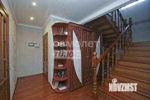 Коттедж 152м&sup2;, 2-этажный, участок 10 сот.  