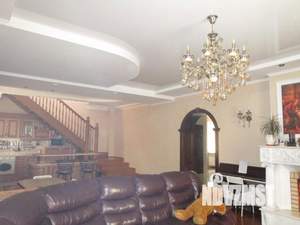 Дом 225м², 2-этажный, участок 7 сот.  