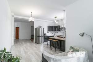 Коттедж 375м², 2-этажный, участок 6 сот.  