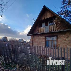 Дом 40м&sup2;, 2-этажный, участок 5 сот.  
