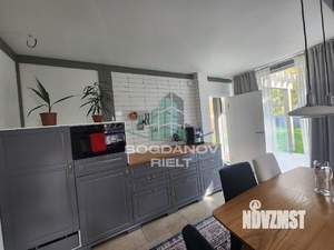 Дом 190м&sup2;, 2-этажный, участок 9 сот.  