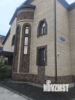 Дом 312м², 3-этажный, участок 11 сот.  