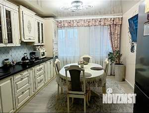 Дом 120м&sup2;, 2-этажный, участок 7 сот.  