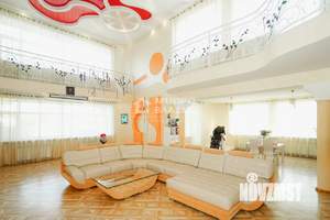 Дом 800м², 3-этажный, участок 20 сот.  