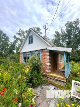 Дом 30м&sup2;, 2-этажный, участок 7 сот.  