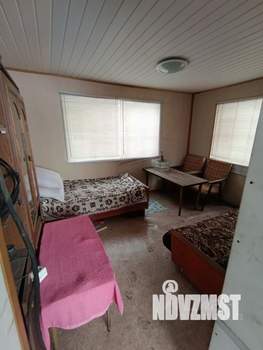 Дом 25м&sup2;, 2-этажный, участок 6 сот.  