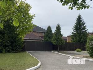 Коттедж 322м², 3-этажный, участок 10 сот.  