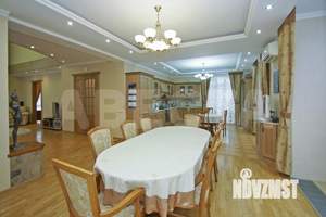 Коттедж 302м&sup2;, 3-этажный, участок 20 сот.  