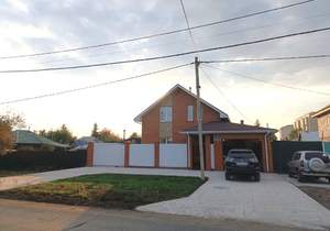 Дом 188м&sup2;, 2-этажный, участок 4 сот.  