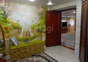 Дом 284м&sup2;, 2-этажный, участок 6 сот.  