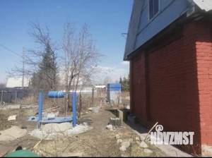 Дом 18м&sup2;, 2-этажный, участок 10 сот.  