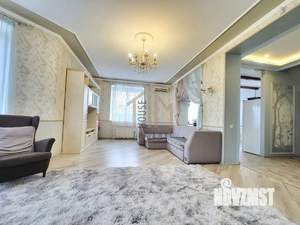 Коттедж 153м², 2-этажный, участок 6 сот.  