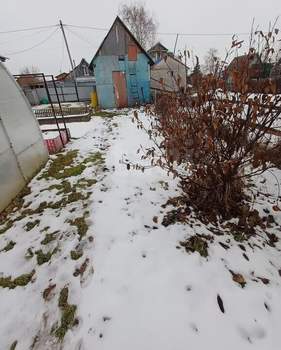 Дом 20м&sup2;, 2-этажный, участок 4 сот.  