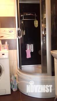 Дом 140м&sup2;, 2-этажный, участок 8 сот.  