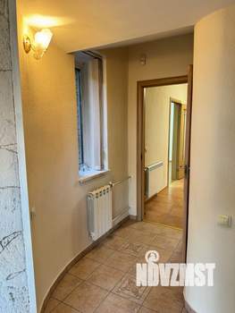 Дом 301м², 3-этажный, участок 2 сот.  