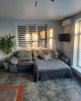 Дом 98м&sup2;, 2-этажный, участок 10 сот.  