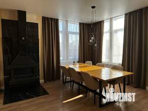 Дом 237м&sup2;, 2-этажный, участок 8 сот.  