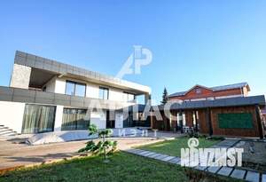 Коттедж 496м&sup2;, 2-этажный, участок 11 сот.  