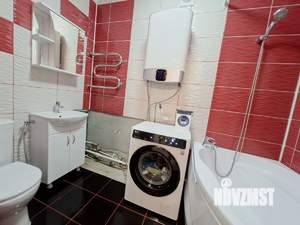 Дом 70м&sup2;, 2-этажный, участок 3 сот.  