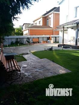 Коттедж 320м&sup2;, 3-этажный, участок 8 сот.  