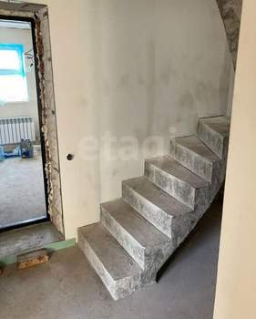 Дом 130м&sup2;, 2-этажный, участок 4 сот.  