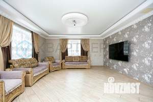 Коттедж 384м&sup2;, 3-этажный, участок 7 сот.  