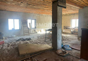 Дом 400м&sup2;, 2-этажный, участок 7 сот.  