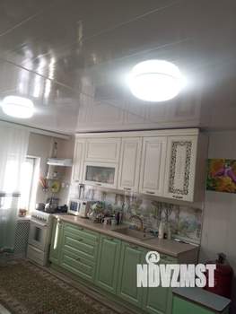 Дом 63м&sup2;, 2-этажный, участок 2 сот.  