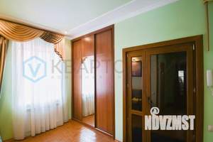 Коттедж 338м&sup2;, 3-этажный, участок 10 сот.  