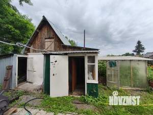 Дом 60м&sup2;, 2-этажный, участок 6 сот.  