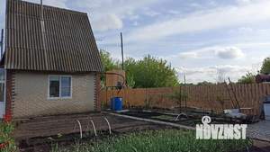 Дом 35м&sup2;, 2-этажный, участок 5 сот.  