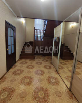 Дом 170м², 2-этажный, участок 4 сот.  