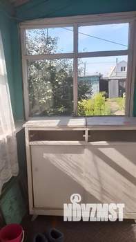 Дом 30м&sup2;, 2-этажный, участок 6 сот.  