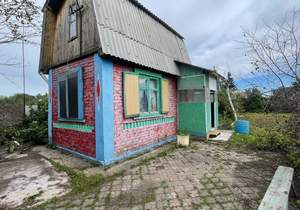 Дом 33м², 2-этажный, участок 6 сот.  