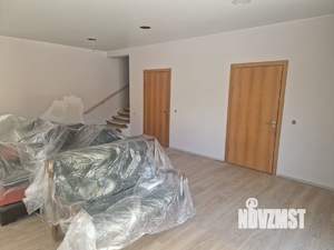 Коттедж 270м², 2-этажный, участок 10 сот.  