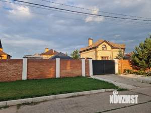 Дом 100м&sup2;, 1-этажный, участок 7 сот.  