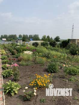 Дом 30м², 2-этажный, участок 11 сот.  