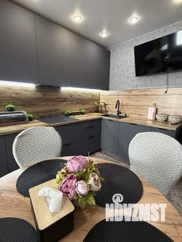 Дом 180м&sup2;, 2-этажный, участок 8 сот.  