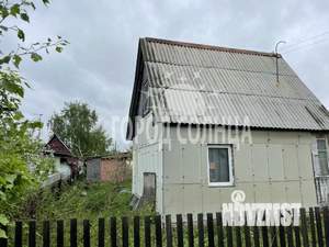 Дом 30м², 2-этажный, участок 5 сот.  