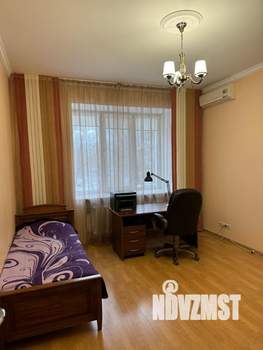 Таунхаус 298м², 4-этажный, участок 1 сот.  