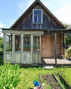 Дом 25м&sup2;, 2-этажный, участок 5 сот.  