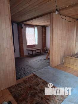 Дом 32м&sup2;, 2-этажный, участок 5 сот.  