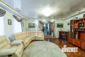 Коттедж 370м², 4-этажный, участок 9 сот.  