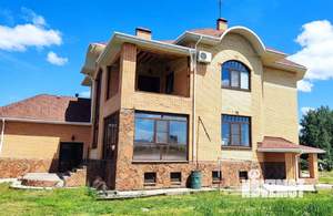 Коттедж 467м&sup2;, 3-этажный, участок 10 сот.  