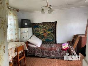 Дом 20м&sup2;, 2-этажный, участок 6 сот.  