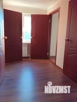 Дом 130м², 2-этажный, участок 3 сот.  