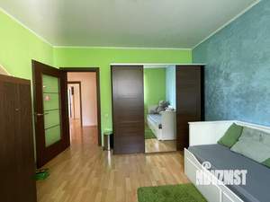 Дом 322м&sup2;, 3-этажный, участок 22 сот.  