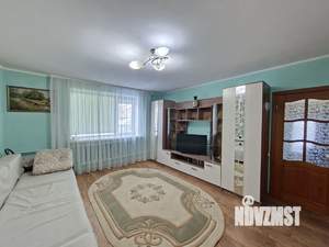 Дом 72м&sup2;, 2-этажный, участок 4 сот.  