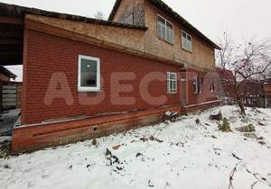 Дом 100м², 2-этажный, участок 5 сот.  