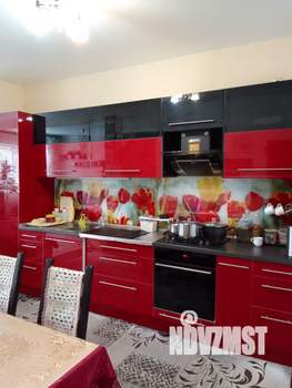 Коттедж 143м&sup2;, 2-этажный, участок 8 сот.  